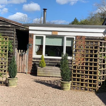 Meerkat Manor B&B Colwall Bagian luar foto