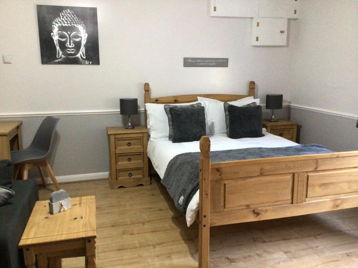 Meerkat Manor B&B Colwall Bagian luar foto