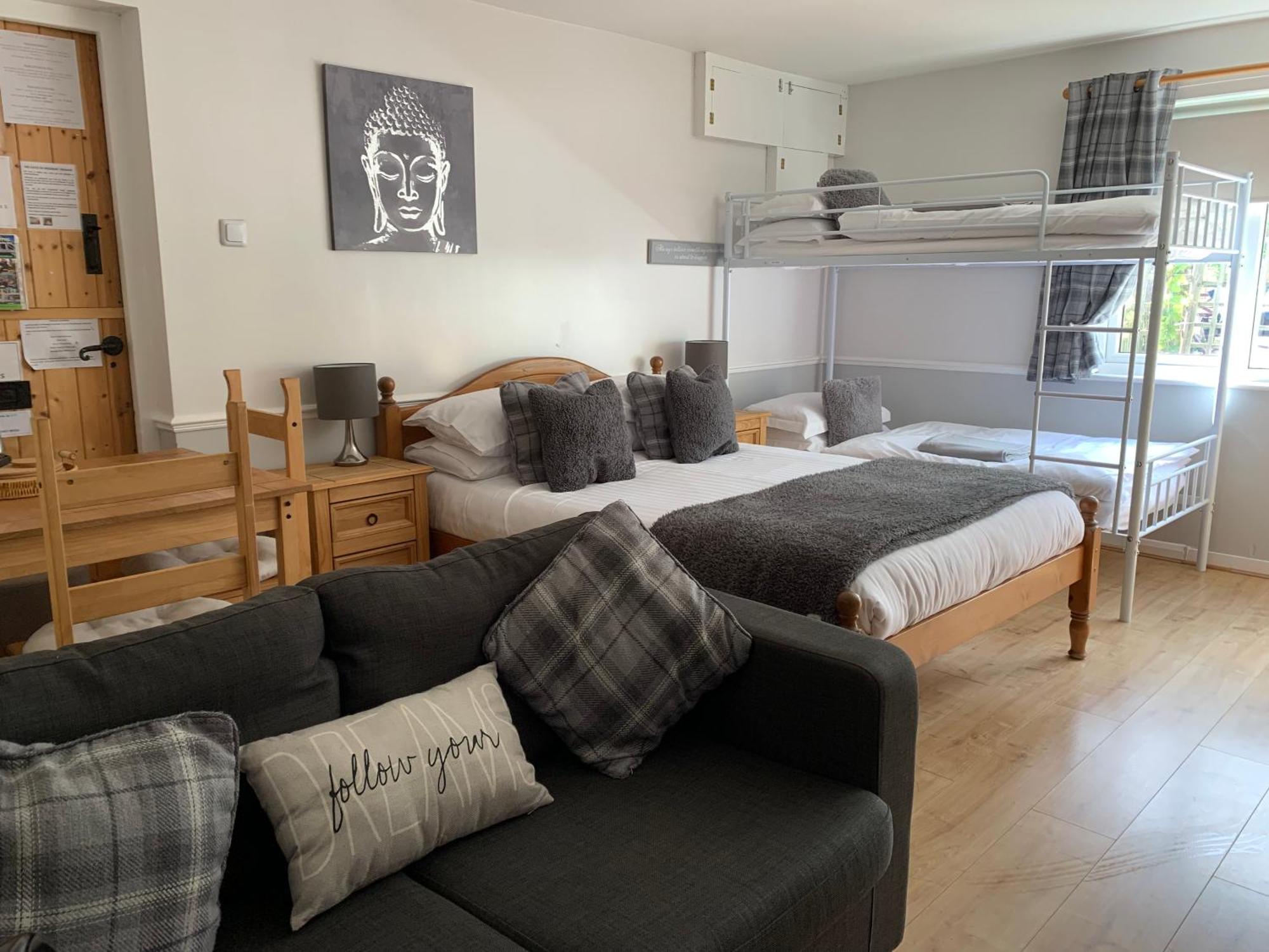 Meerkat Manor B&B Colwall Bagian luar foto