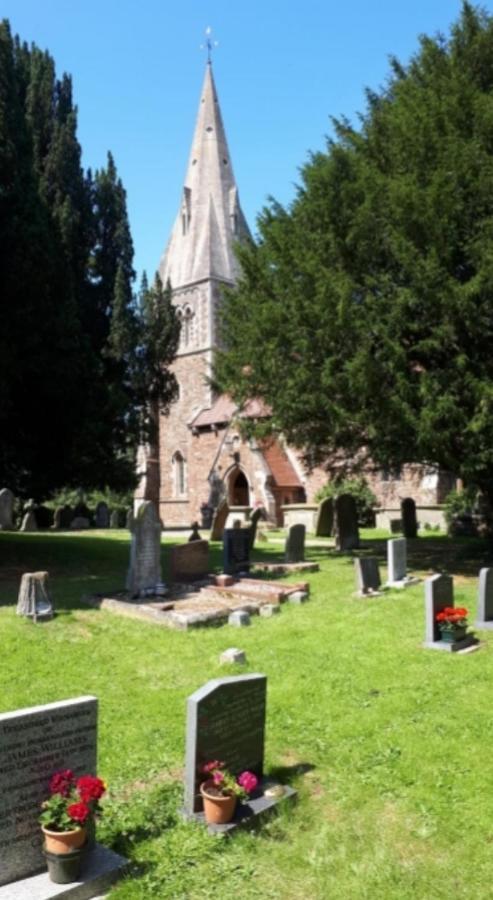 Meerkat Manor B&B Colwall Bagian luar foto
